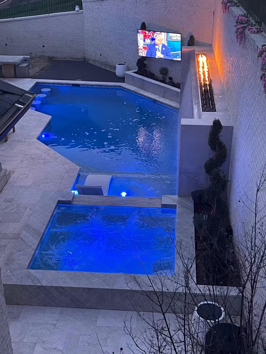 Outdoor Full Sun TV Pool Pro 2.0/3.0 Series 75" - Home Power Tech