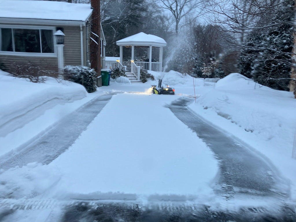 Yarbo Lawn Mower Pro & Snow Blower Robot - Home Power Tech