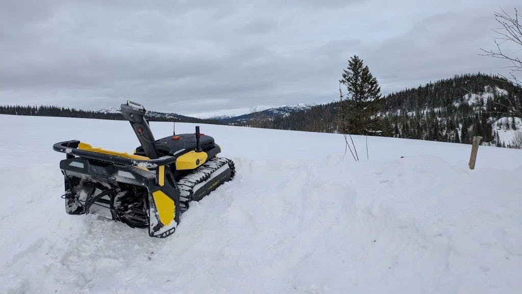 Yarbo Snow Blower & Leaf Blower Robot - Home Power Tech